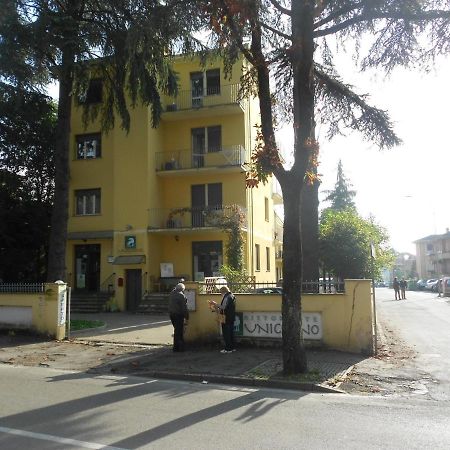 Residence Il Rampicante Monticelli Terme Exterior photo
