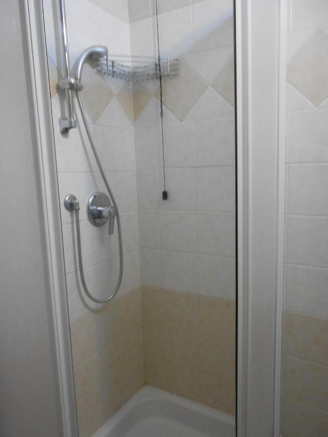Residence Il Rampicante Monticelli Terme Room photo